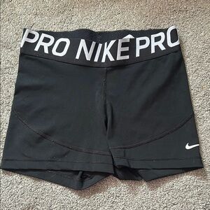 Black Nike Pros